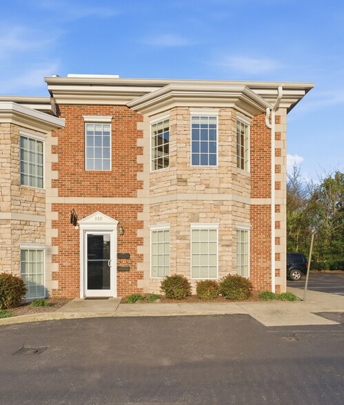 More Photos Of 311 S Royal Oaks Blvd, Franklin Medical For Sale