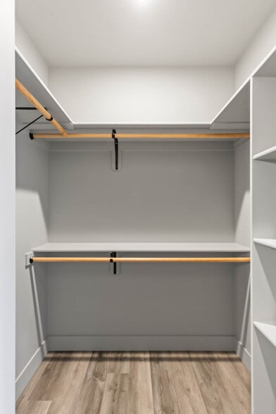 More Photos Of 204 Fletching way, Belgrade Showroom For Sale