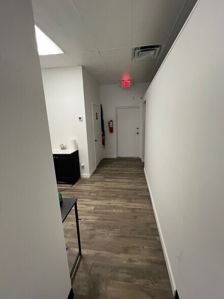 More Photos Of 26230-26316 Wesley Chapel Blvd, Lutz Unknown For Lease