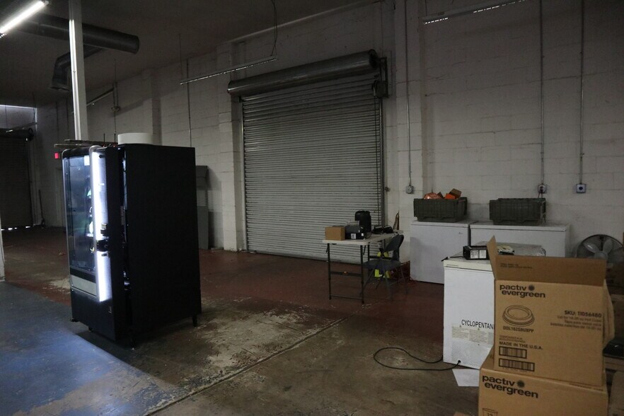 More Photos Of 877 Orange Ave, Tallahassee Warehouse For Sale