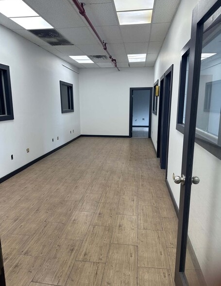 More Photos Of 163 Imlay St, Brooklyn Warehouse For Lease