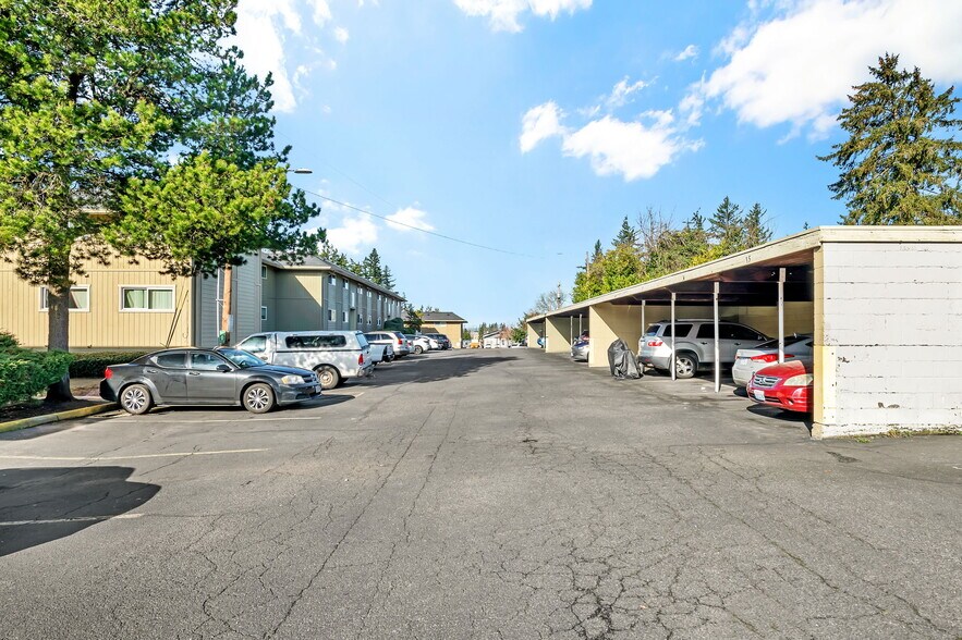 More Photos Of 17014-17062 NE Halsey St, Portland Apartments For Sale