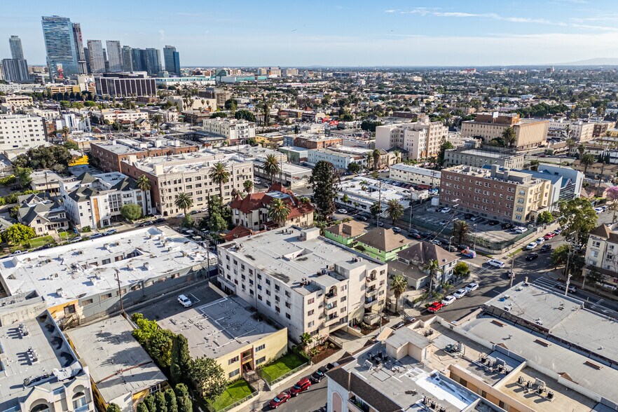 More Photos Of 840 S Grand View St, Los Angeles Apartments For Sale