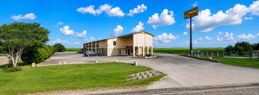 More Photos Of 2225 US-77, Robstown Hotel For Sale