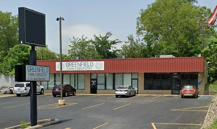 Primary Photo Of 1045 Jefferson St, Greenfield Freestanding For Lease