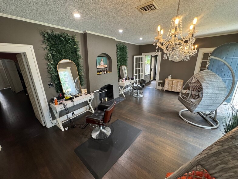 More Photos Of 110 W Adair St, Valdosta Office For Sale