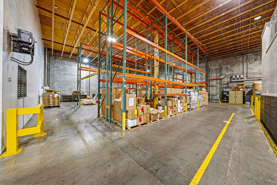 More Photos Of 710 Jefferson Ave, Ashland Light Manufacturing For Lease