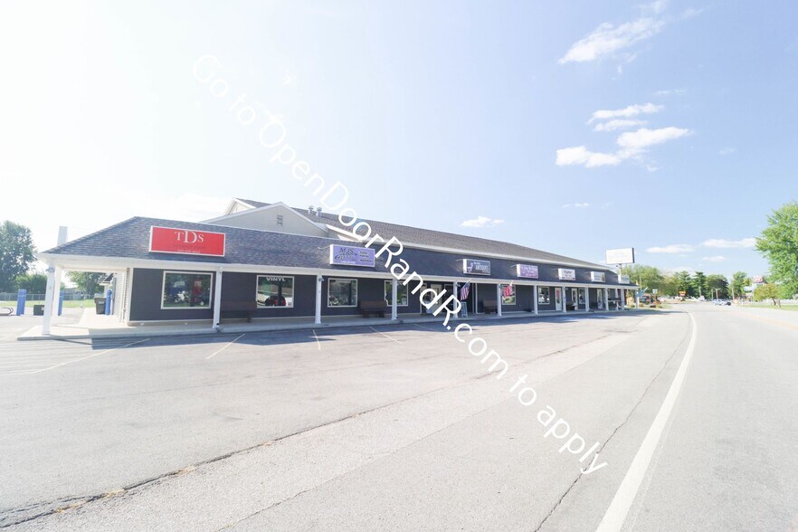 Primary Photo Of 1308 S Randolph St, Garrett Freestanding For Lease