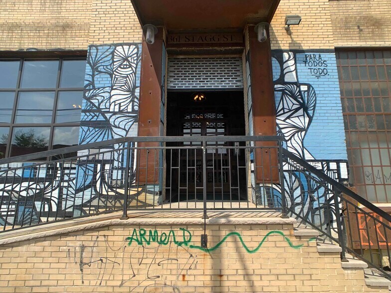 More Photos Of 195 Morgan Ave, Brooklyn Loft Creative Space For Lease