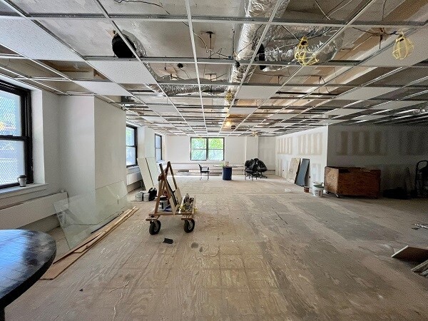 More Photos Of 205-07 Hillside Ave, Hollis Storefront Retail Office For Lease