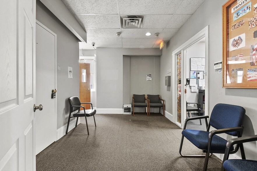 More Photos Of 5 Dover St, New Bedford Office Residential For Sale