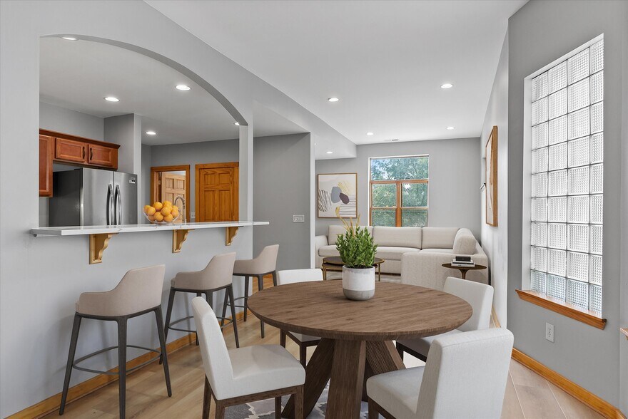 More Photos Of 2600-2604 N Booth St, Milwaukee Storefront Retail Residential For Sale