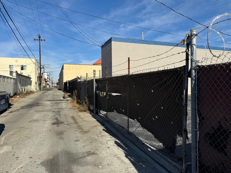 More Photos Of 1733 Border Ave, Torrance Light Manufacturing For Sale