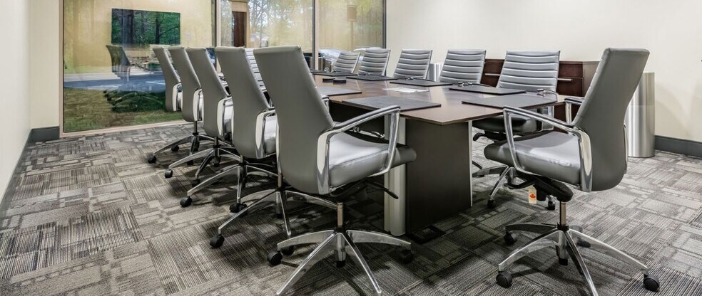 More Photos Of 200 Mansell Ct E, Roswell Unknown For Lease