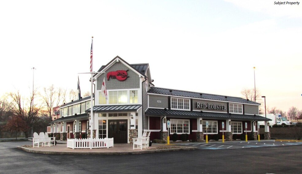 More Photos Of 3217 N Vermilion St, Danville Restaurant For Sale