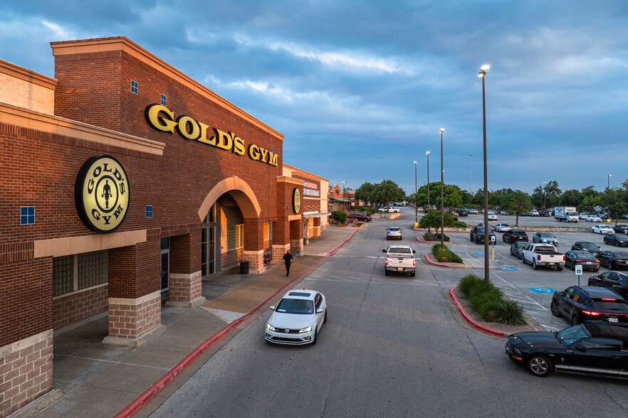 More Photos Of 13435 N Highway 183, Austin Unknown For Lease