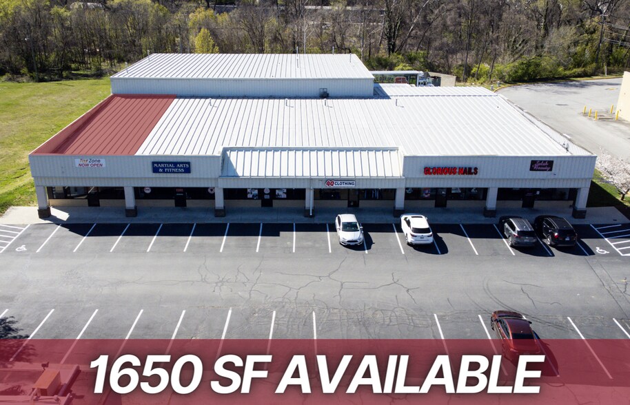 More Photos Of 221 Electric Rd, Salem Storefront For Lease