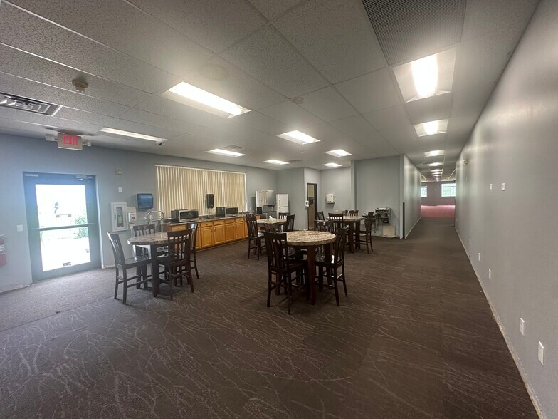 More Photos Of 4725 Twin Rivers Rd, North Platte Office For Lease