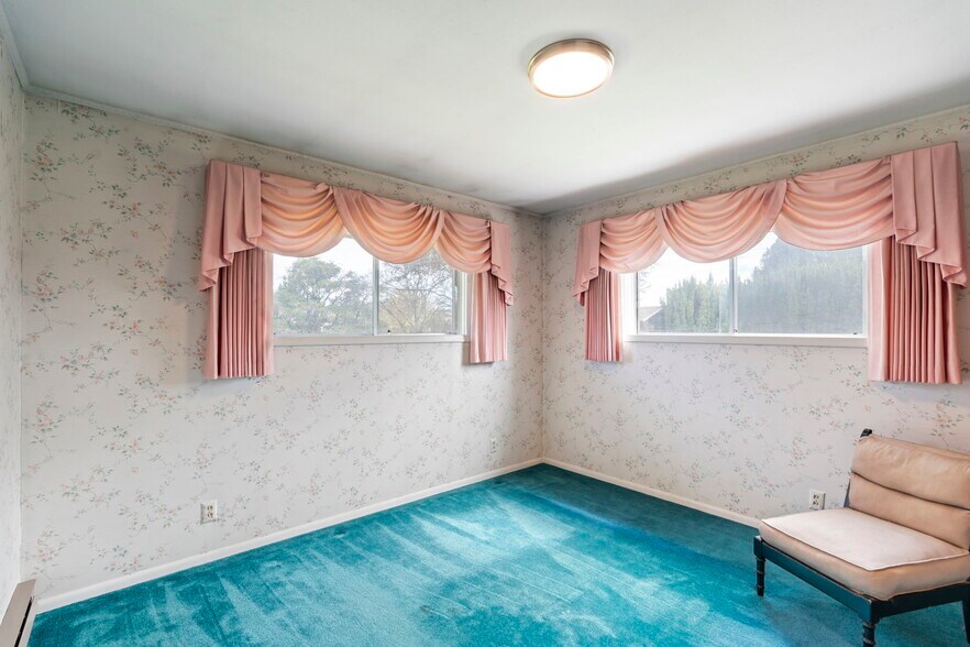 More Photos Of 1553 Bishop Rd, Chehalis Flex For Sale