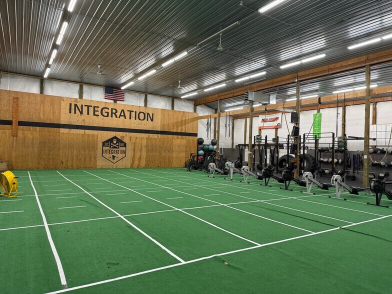 More Photos Of 210 3rd St N, Waite Park Flex For Sale