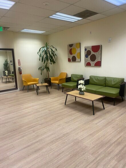 More Photos Of 2677 Zoe Ave, Huntington Park Loft Creative Space For Lease