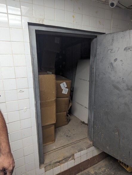 More Photos Of 64-66 Seventh Ave, New York Apartments For Lease