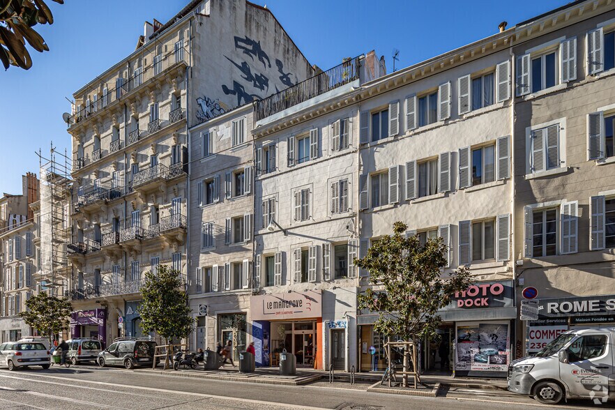 More Photos Of 154 Rue De Rome, Marseille General Retail For Sale