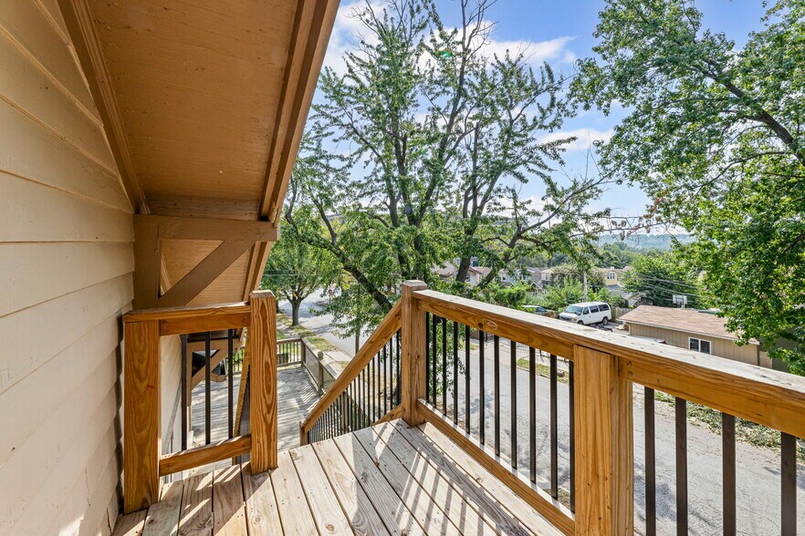 More Photos Of 347 Lawn Ave, Kansas City Apartments For Sale