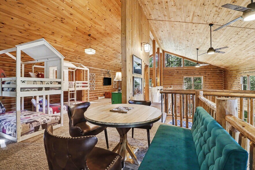 More Photos Of 6926 Aarwood Trail NW, Rapid City Hotel For Sale