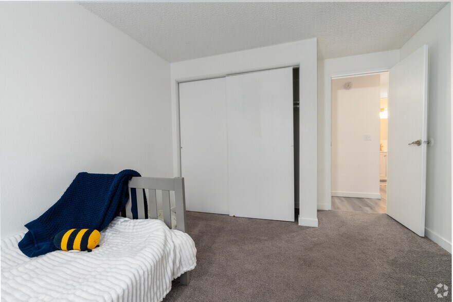 More Photos Of 465 N Arthur St, Kennewick Apartments For Sale