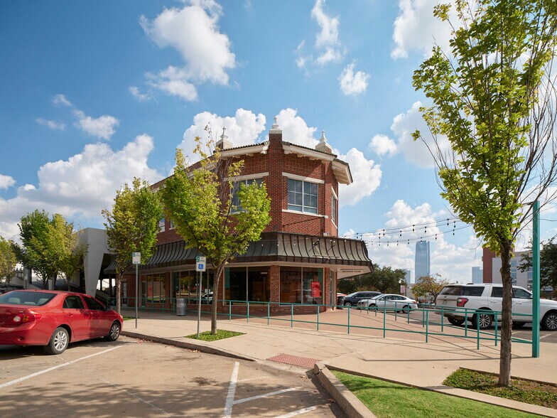 More Photos Of 1100-1120 Classen Dr, Oklahoma City Unknown For Lease