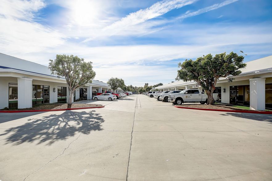 Primary Photo Of 5480 Katella Ave, Los Alamitos Unknown For Lease