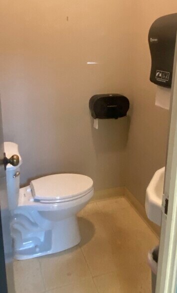 More Photos Of 1736 Sanderson Ave, Scranton Rehabilitation Center For Sale