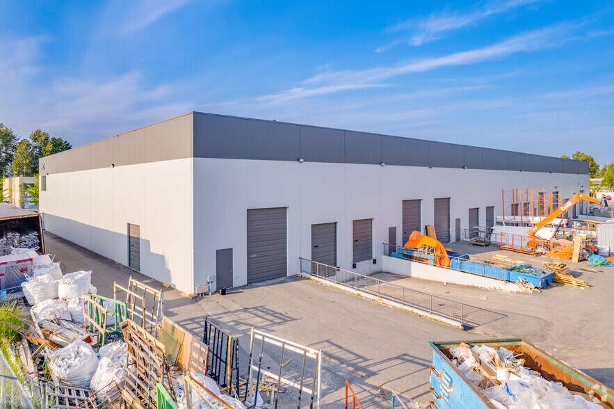 More Photos Of 13070 115 Ave, Surrey Warehouse For Lease