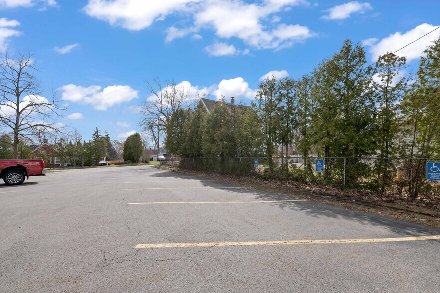 More Photos Of 2889 Culver rd, Rochester Specialty For Sale