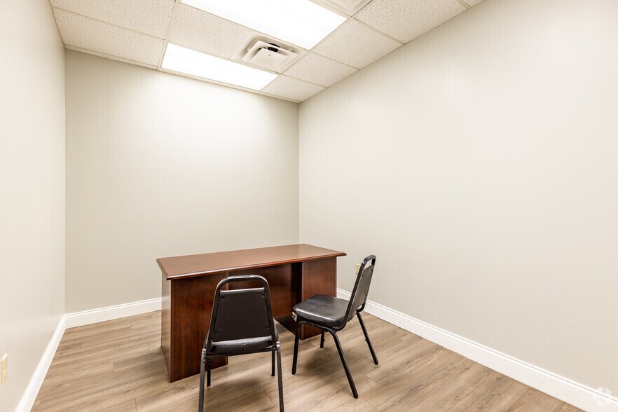 More Photos Of 6100 Lake Ellenor Dr, Orlando Office For Lease