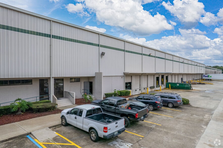 More Photos Of 2155 Ellis Rd N, Jacksonville Distribution For Lease