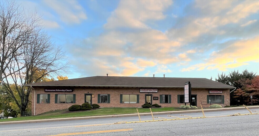 More Photos Of 9601-9611 Reisterstown Rd, Owings Mills Office For Lease