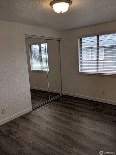 More Photos Of 210 Spruce St E, Ilwaco Apartments For Sale