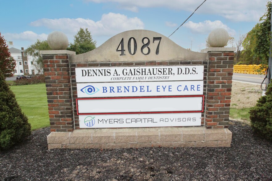 More Photos Of 4087 Medina Rd, Medina Medical For Lease