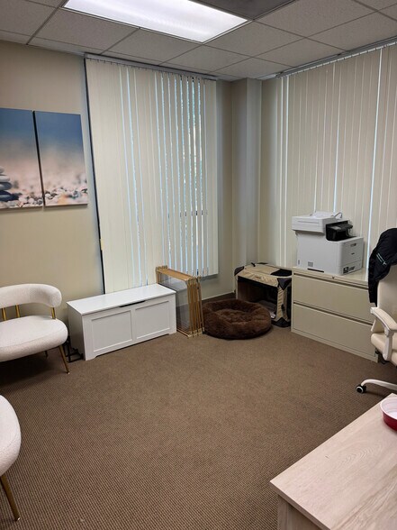 More Photos Of 20311 Birch St, Newport Beach Medical For Lease
