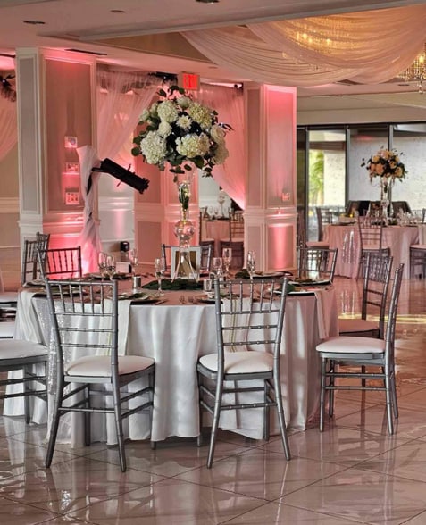 More Photos Of 951 SW Country Club Dr, Port Saint Lucie Restaurant For Sale