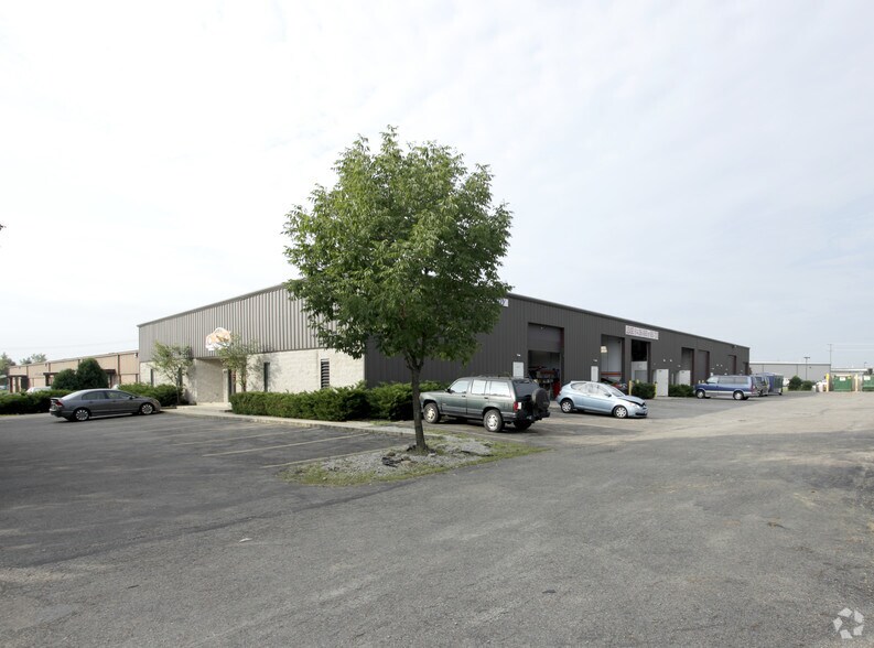 6137-6149 Enterprise Pky  