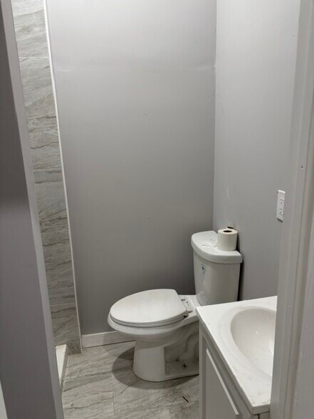 More Photos Of 1557 Mount Ephraim Ave, Camden Apartments For Sale