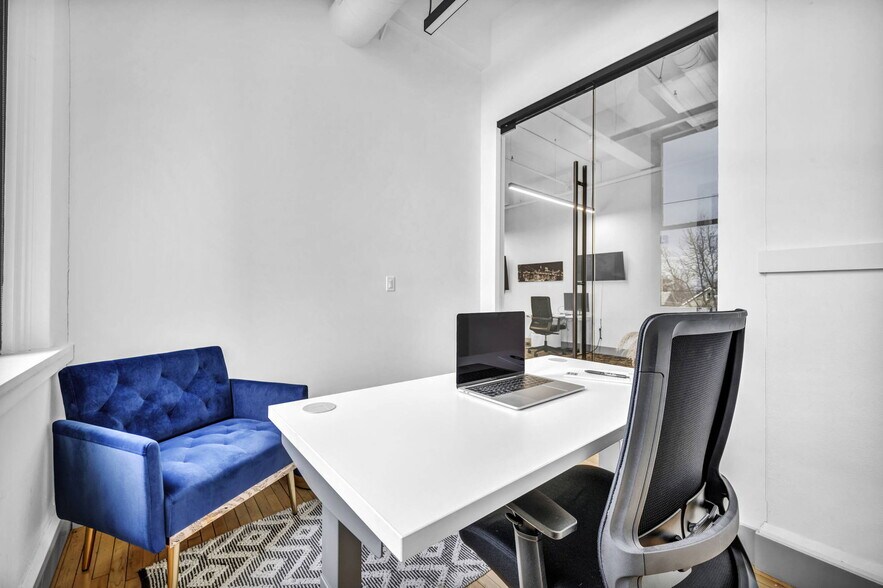 More Photos Of 17415 Northwood Ave, Lakewood Coworking Space