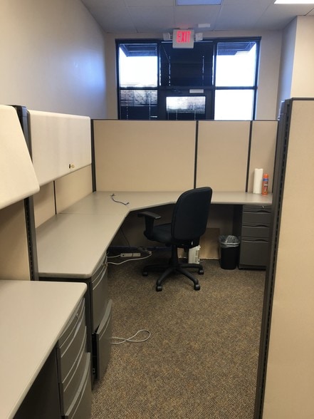 More Photos Of 787 E Butler Rd, Mauldin Health Club For Lease