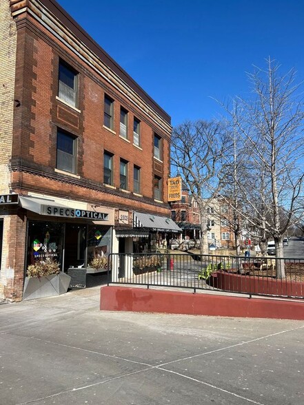 More Photos Of 2200-2204 Hennepin Ave, Minneapolis Apartments For Sale