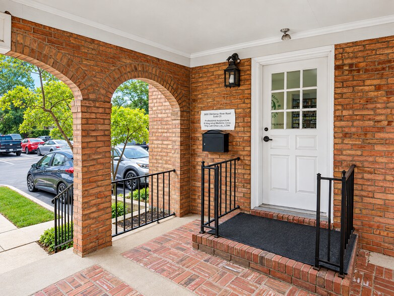 More Photos Of , Columbus Office For Sale