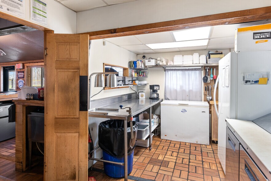 More Photos Of W12010 Rose Eld Rd, Ripon Restaurant For Sale