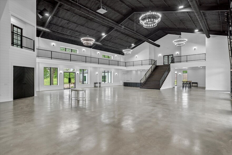 More Photos Of 1972 FM 857, Grand Saline Trailer Camper Park For Sale